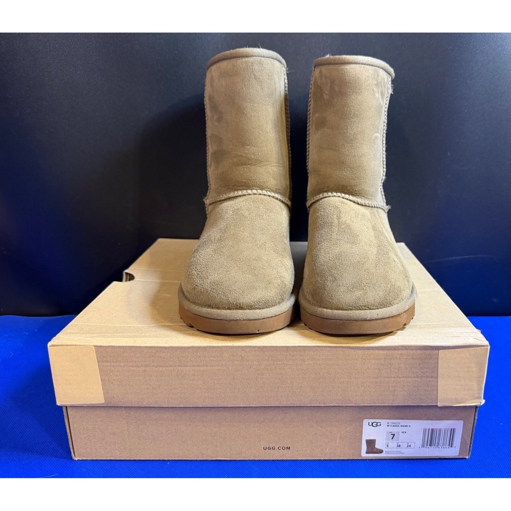 UGG Classic Short II Boots Hickory Suede Sheepskin Mid Calf Womens 7‎